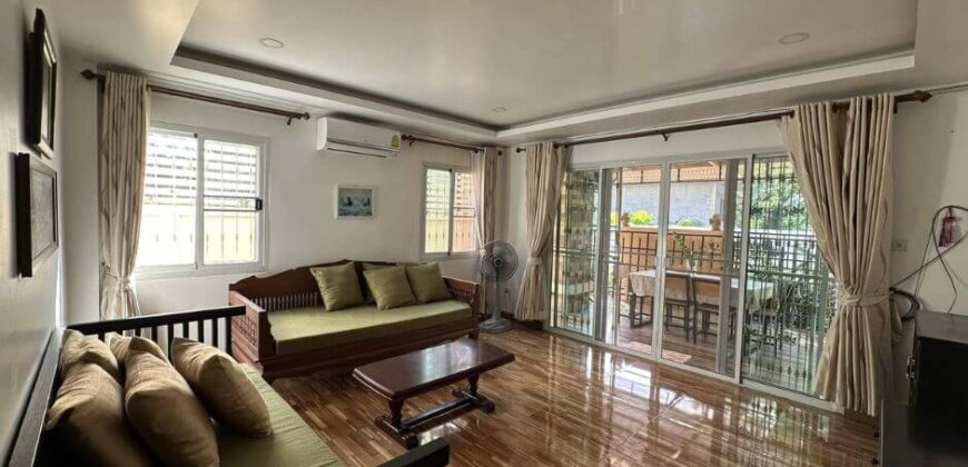Nice House and close to Old Town Chiang Mai