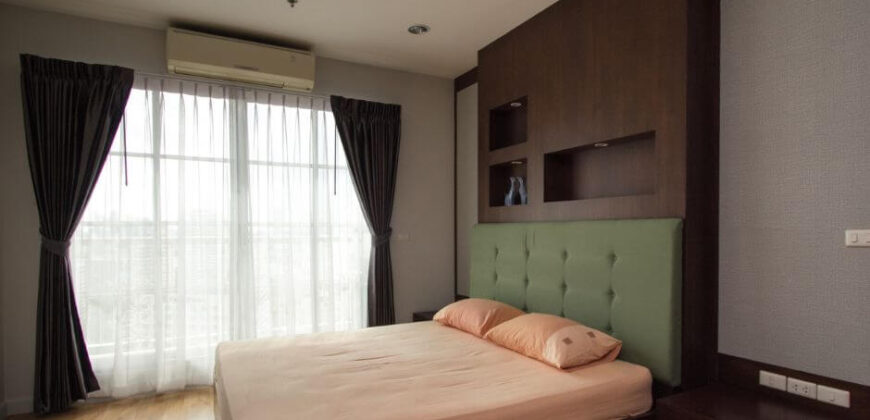 Condo for Rent in Prime CBD Location –3 bedrooms, Sukhumvit 18 Bangkok