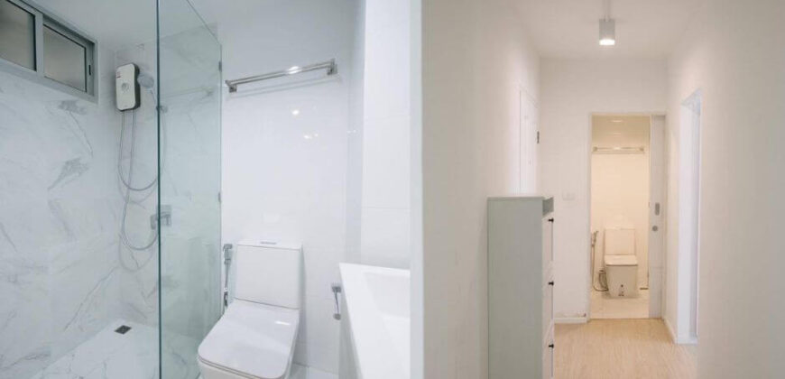 Condo for Sale 2 bedrooms 2 baths Sukhumvit 52 Bangkok