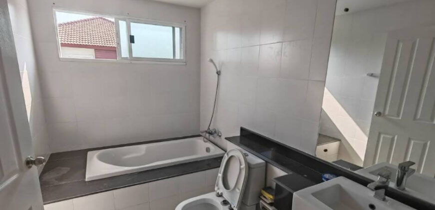 House for Sale 4 bedroom 4 bathroom near Suvarnabhumi Airport Bangkok