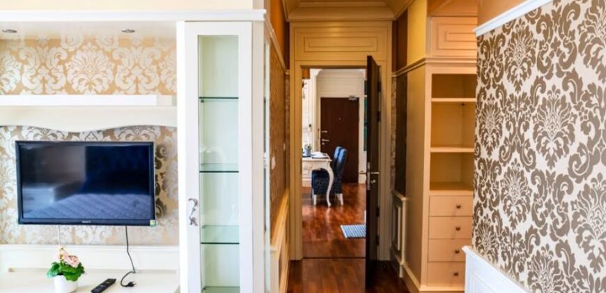Luxury 2-Bedroom Condo for Rent at Le Luk Condo – BTS Phra Khanong Bangkok