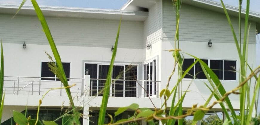 ขายด่วน ที่ดินเปล่าเขาใหญ่ 398.2 ตร.วา เกือบไร่ น้ำ ไฟพร้อม ราคาขายพิเศษ 3 ล้านเท่านั้น