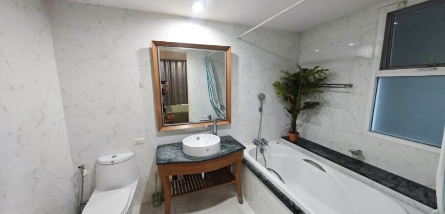 Two Bedroom Condo for Rent at Ekkamai , Sukhumvit 61 Bangkok