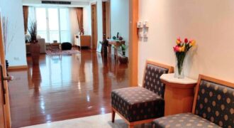 3 bedrooms Family Condo for Rent at Sukhumvit 22 Bangkok