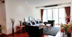 3 bedrooms Family Condo for Rent at Sukhumvit 22 Bangkok