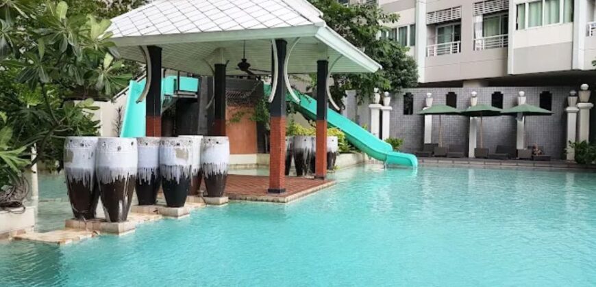 Luxury Condo for Rent 3 bedrooms Duplex 2 floors Srinakarin Bangkok