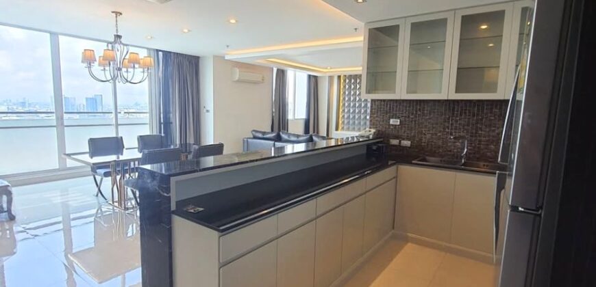 Luxury Condo for Rent 3 bedrooms Duplex 2 floors Srinakarin Bangkok