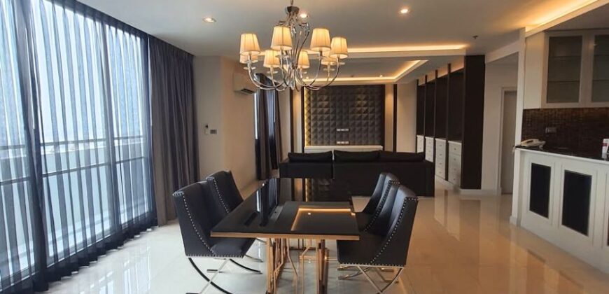 Luxury Condo for Rent 3 bedrooms Duplex 2 floors Srinakarin Bangkok