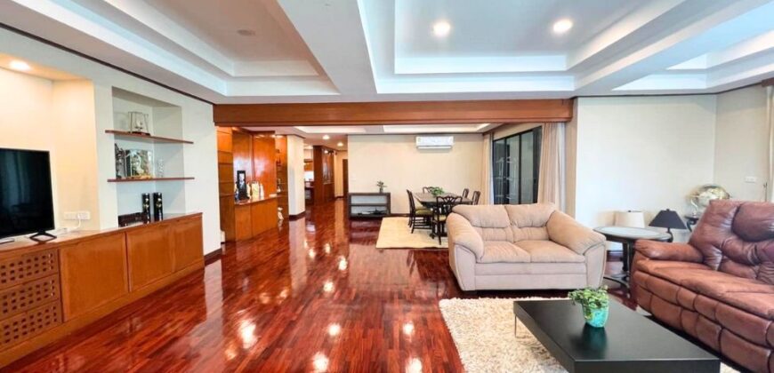 4-Bedroom Family Condo for Rent – Sukhumvit 39 Last Unit in this building!!!