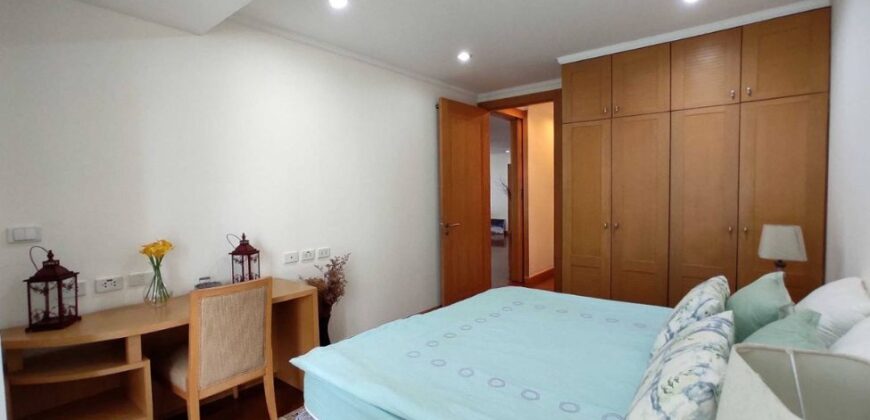 3 bedrooms Family Condo for Rent at Sukhumvit 22 Bangkok