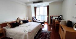 3 bedrooms Family Condo for Rent at Sukhumvit 22 Bangkok