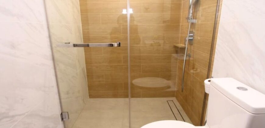Condo for Rent at Ekkamai Soi 12 – Expat Dream Home Awaits! Bangkok