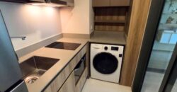 Condo for Rent at Ekkamai Soi 12 – Expat Dream Home Awaits! Bangkok