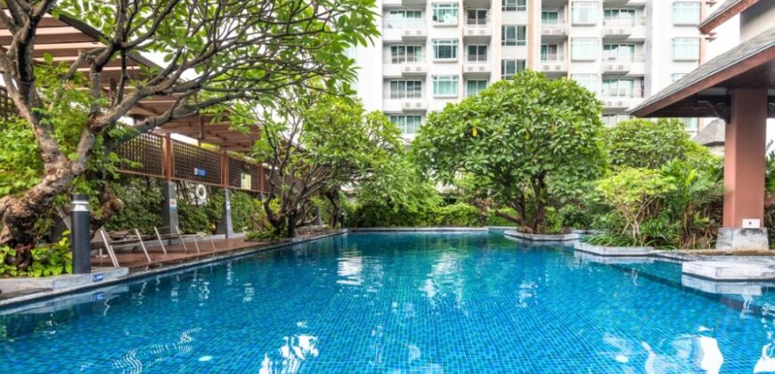 Luxury Modern Condo for Rent 2 Bedroom | 72 sq.m. | 37th Floor | Sukhumvit, Bangkok