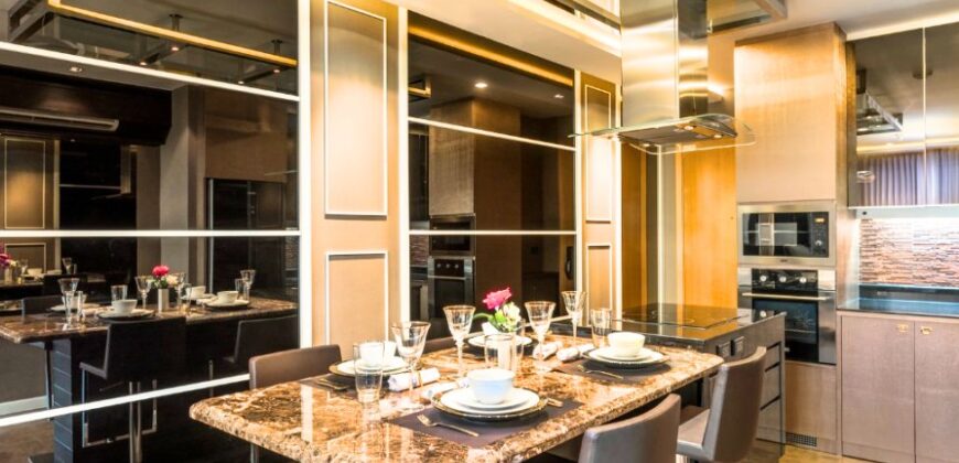 Luxury Modern Condo for Rent 2 Bedroom | 72 sq.m. | 37th Floor | Sukhumvit, Bangkok