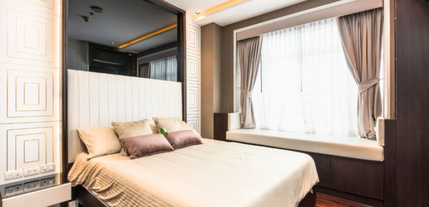 Luxury Modern Condo for Rent 2 Bedroom | 72 sq.m. | 37th Floor | Sukhumvit, Bangkok