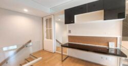 Duplex Condo for Rent at Asoke – Great Natural Light & Near MRT and ARL