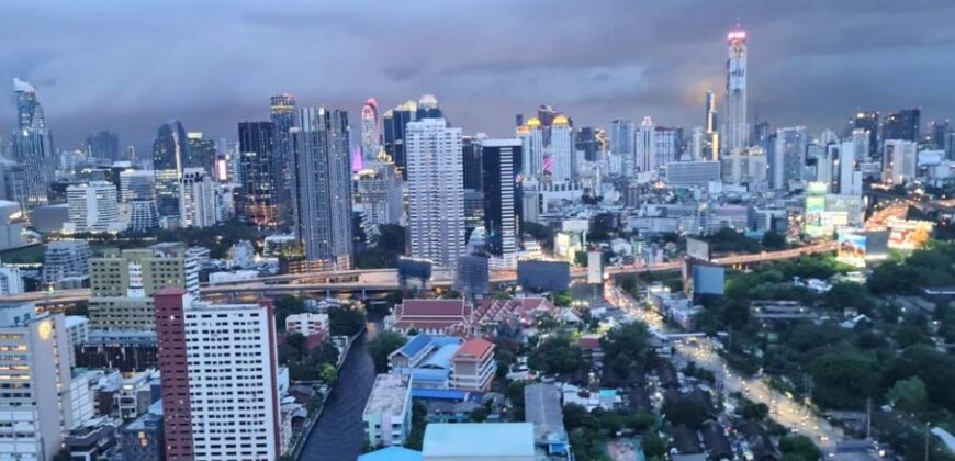 Luxury Modern Condo for Rent 2 Bedroom | 72 sq.m. | 37th Floor | Sukhumvit, Bangkok