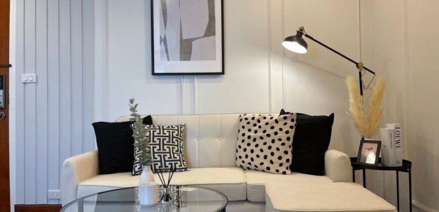 Condo for Sale at Phayathai Plaza, Next to BTS Phayathai, Perfect for Long Term Living 