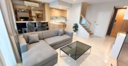 Duplex Condo for Rent at Asoke – Great Natural Light & Near MRT and ARL