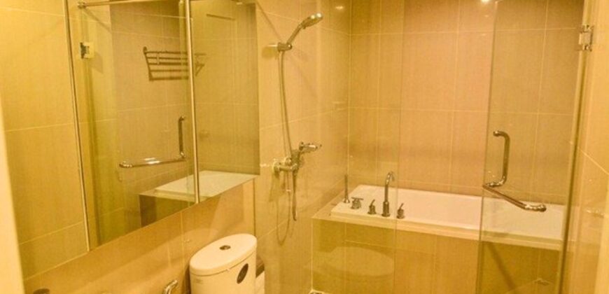 Duplex Condo for Rent at Asoke – Great Natural Light & Near MRT and ARL