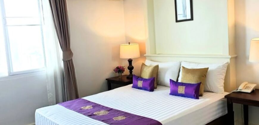 Pet Friendly Penthouse Duplex is Ideal for Long-Term Family Living:Sukhumvit 39
