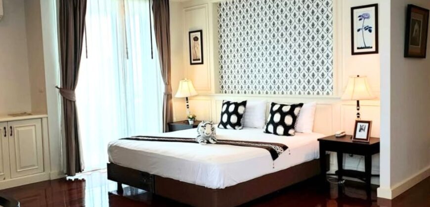 Pet Friendly Penthouse Duplex is Ideal for Long-Term Family Living:Sukhumvit 39