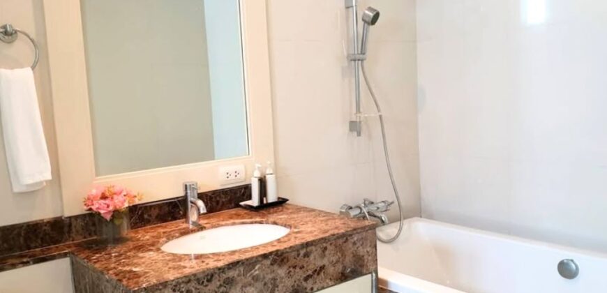 Pet Friendly Penthouse Duplex is Ideal for Long-Term Family Living:Sukhumvit 39