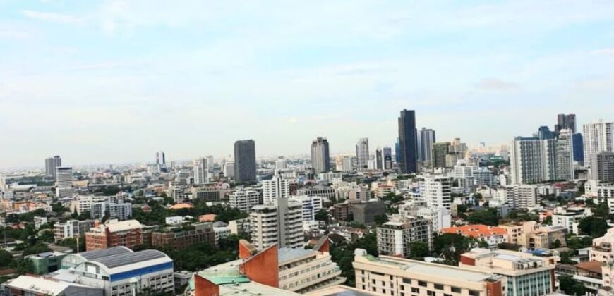 Pet Friendly Penthouse Duplex is Ideal for Long-Term Family Living:Sukhumvit 39