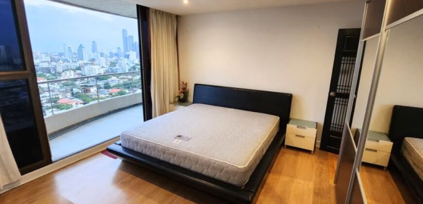 3-Bedroom Condo for Rent at Sukhumvit 39, BTS Phrom Phong