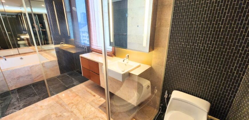 Condo 2 bedroom for Rent with oven & dishwasher Bangkok