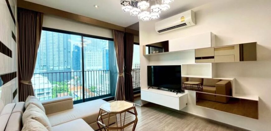 Brand-New Corner Unit for Rent 2 bedroom at Phra Khanong, Ekkamai Area