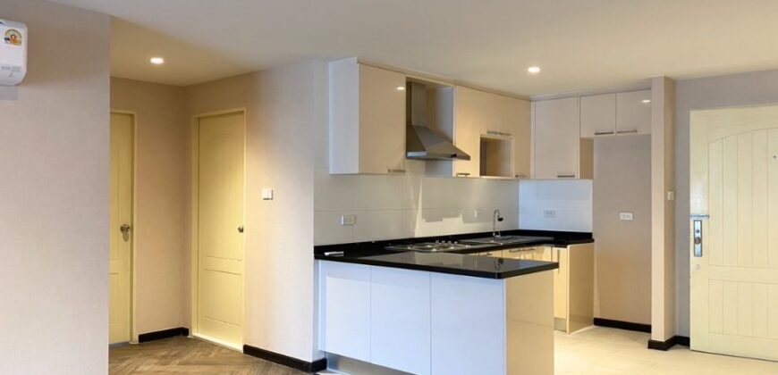 Pet-Friendly Condo for Rent – 2 bedrooms , new room, Near BTS Ari