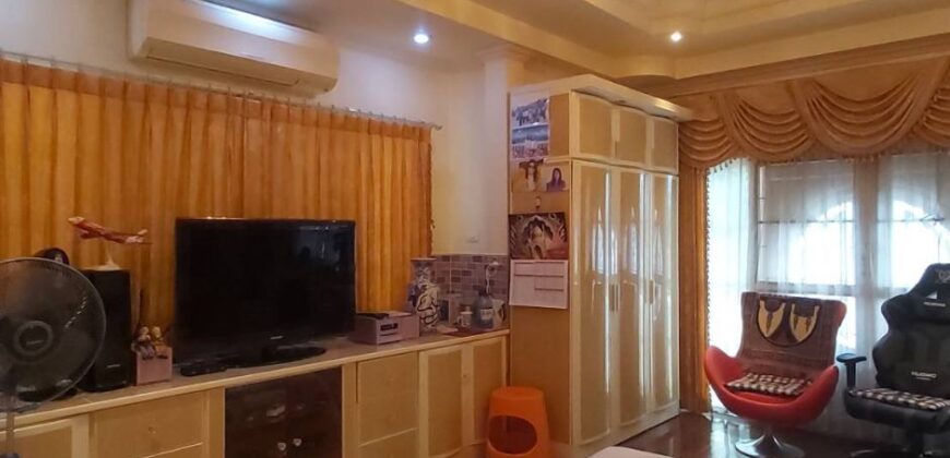 ขายด่วน! บ้านเดี่ยวหลังใหญ่ 2 ชั้น 109 ตร.ว 6 ห้องนอน ย่านมีนบุรี กรุงเทพ