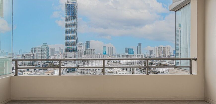 Rare 3-Bedroom Luxury Condo for Rent at Thonglor Bangkok