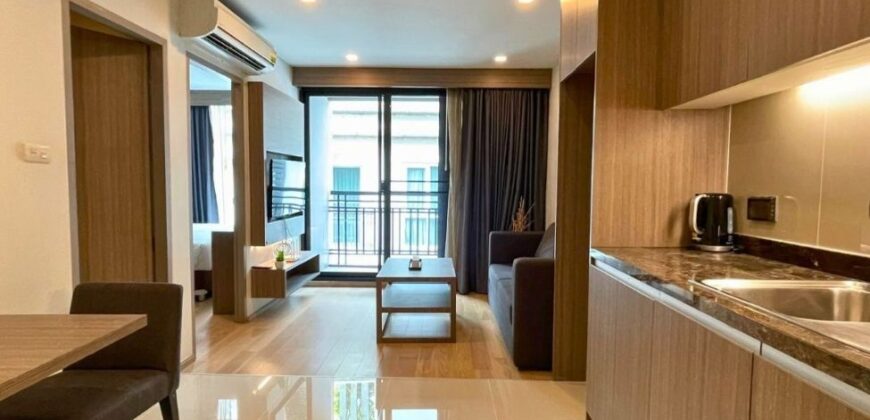 Pet-Friendly 1BR Condo for Rent in Thonglor – Low Rise Condo, Stylish, and Prime Location