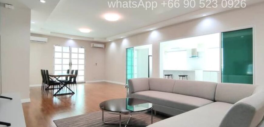 Pet-Friendly Low-Rise Condo for Rent | 3 Beds 3 Baths – 300 sq.m. ThongLor Bangkok