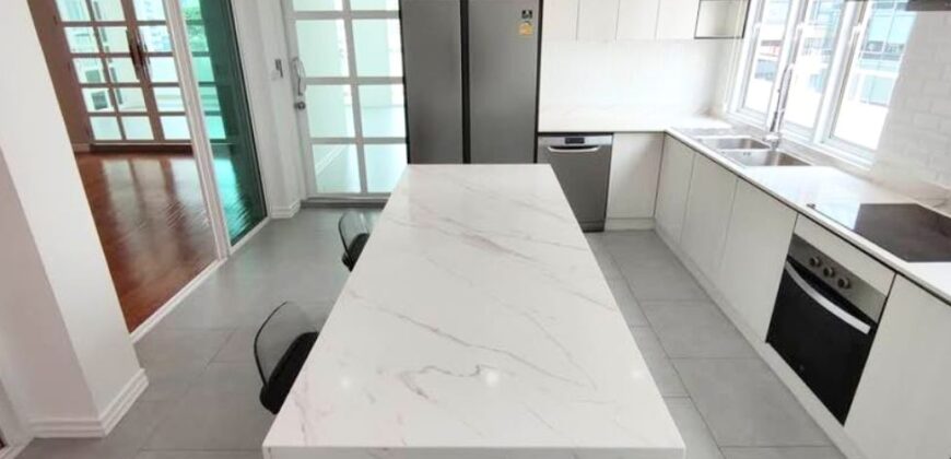 Pet-Friendly Low-Rise Condo for Rent | 3 Beds 3 Baths – 300 sq.m. ThongLor Bangkok