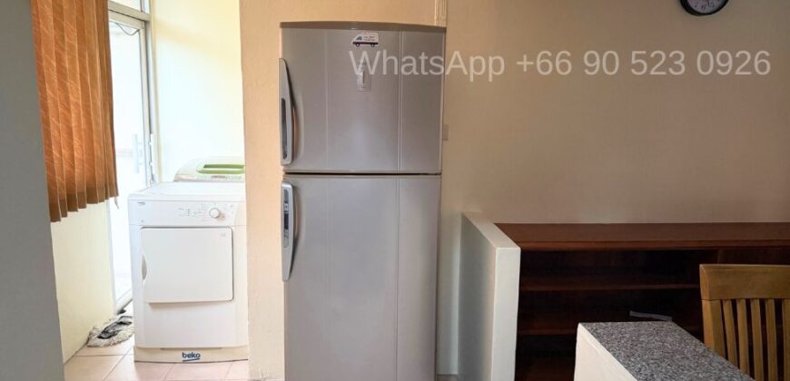 Low Rise Condo 2 bedroom for Rent at Sukhumvit 8 BTS Nana