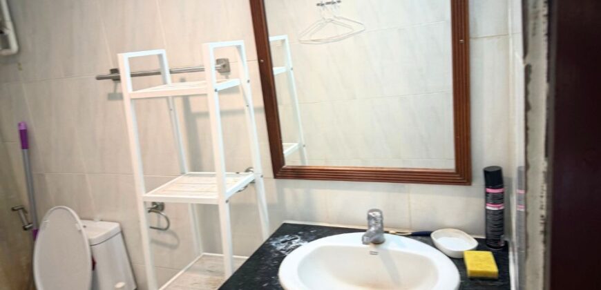 Low Rise Condo 2 bedroom for Rent at Sukhumvit 8 BTS Nana