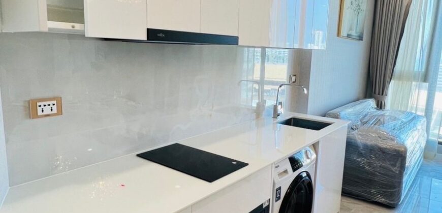 Down Payment Resale – 1-Bedroom Condo at Copacabana Beach Jomtien