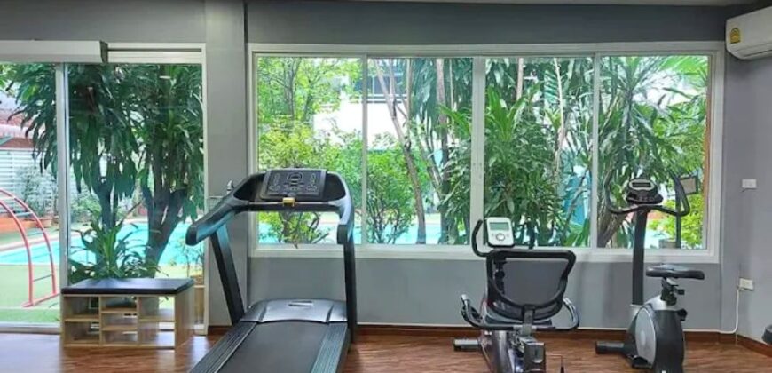 Pet-Friendly Low-Rise Condo for Rent | 3 Beds 3 Baths – 300 sq.m. ThongLor Bangkok