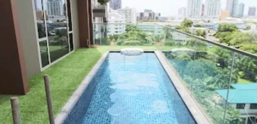 Condo for Rent – at Sukhumvit 38 (Duplex Corner Unit) near BTS Thonglor