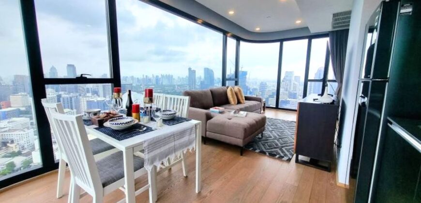 Modern Condo for Rent 2 bedrooms walk to BTS at Ratchathawi, Silom Area