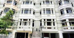 Townhome 4 bedrooms for rent near Emporium, located in Sukhumvit 31 Bangkok