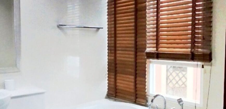 Condo 2 bedrooms for Rent at Sukhumvit 11 Near BTS Nana Bangkok