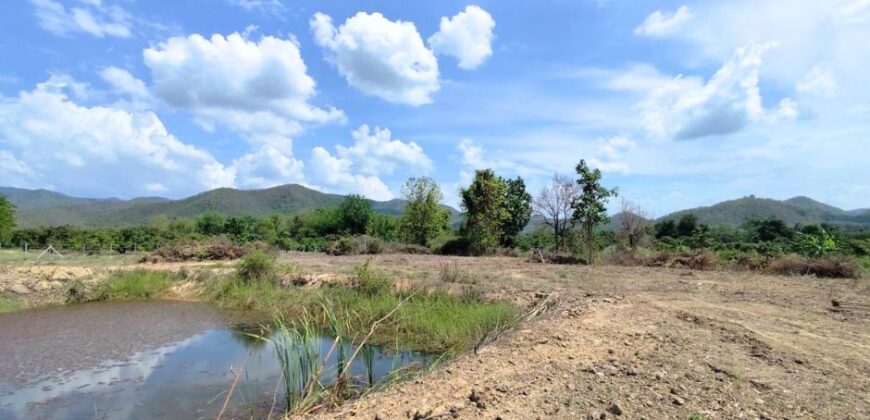 ขายที่ดิน หน้าน้ำ หลังเขา ใกล้บ้านธิ จ.ลำพูน สำหรับที่พัก รีสอร์ท หรือเพื่อการลงทุน