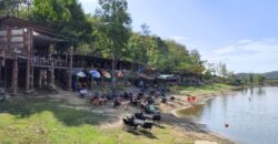 ขายที่ดิน หน้าน้ำ หลังเขา ใกล้บ้านธิ จ.ลำพูน สำหรับที่พัก รีสอร์ท หรือเพื่อการลงทุน