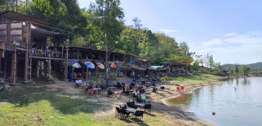 ขายที่ดิน หน้าน้ำ หลังเขา ใกล้บ้านธิ จ.ลำพูน สำหรับที่พัก รีสอร์ท หรือเพื่อการลงทุน