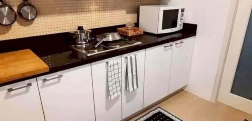 2 Bedroom with Balcony Condo for Rent – BTS Phrom Phong